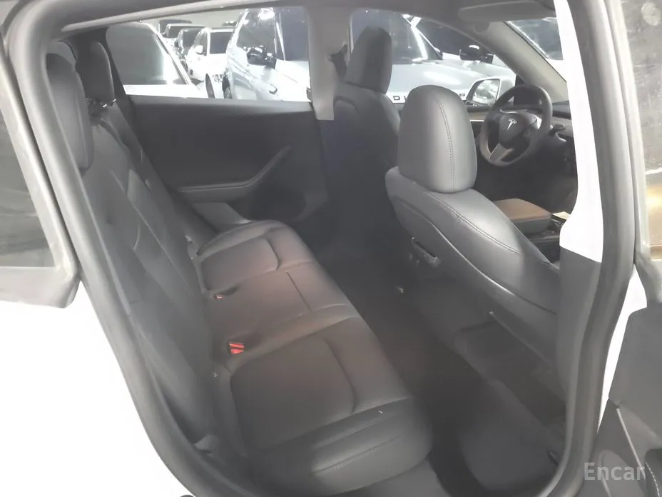 Фото 11 - Tesla Model Y