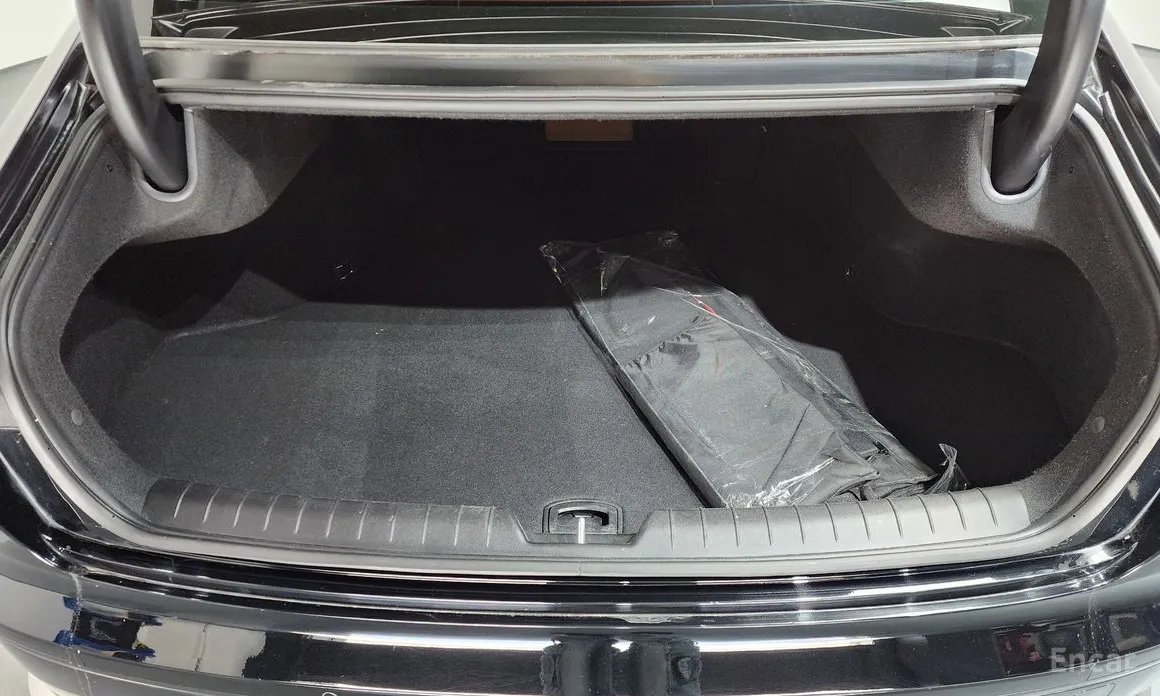 Фото 20 - Hyundai Grandeur