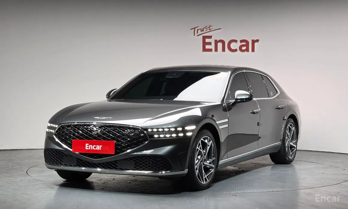 Фото 1 - Genesis G90