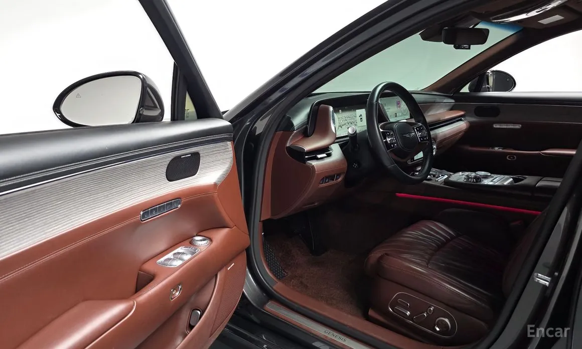 Фото 11 - Genesis G90