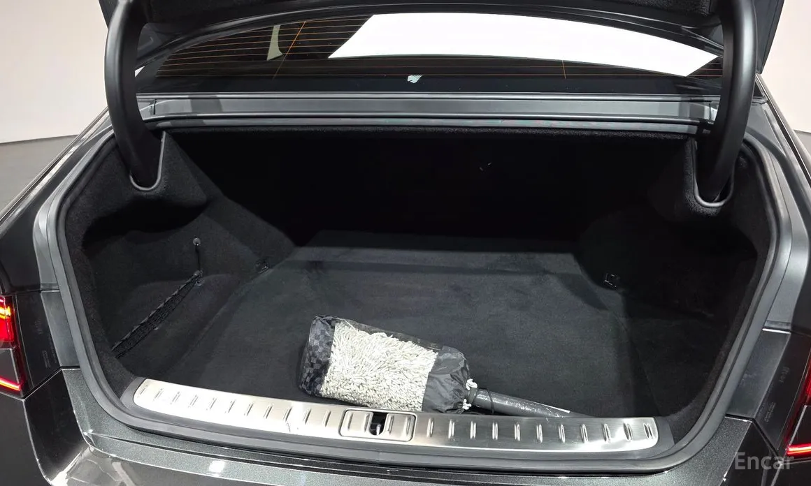 Фото 20 - Genesis G90