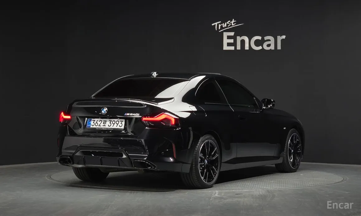 Фото 2 - BMW 2 Series