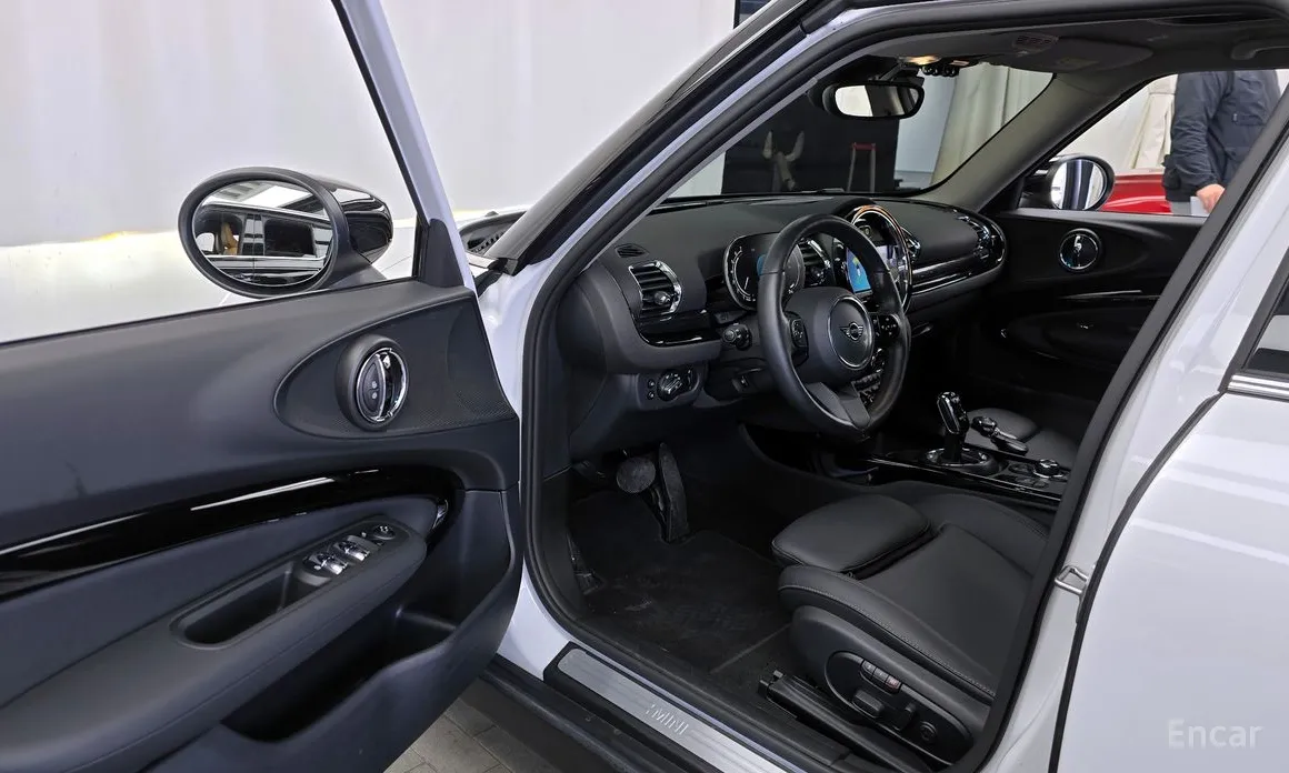 Photo 10 - Mini Clubman