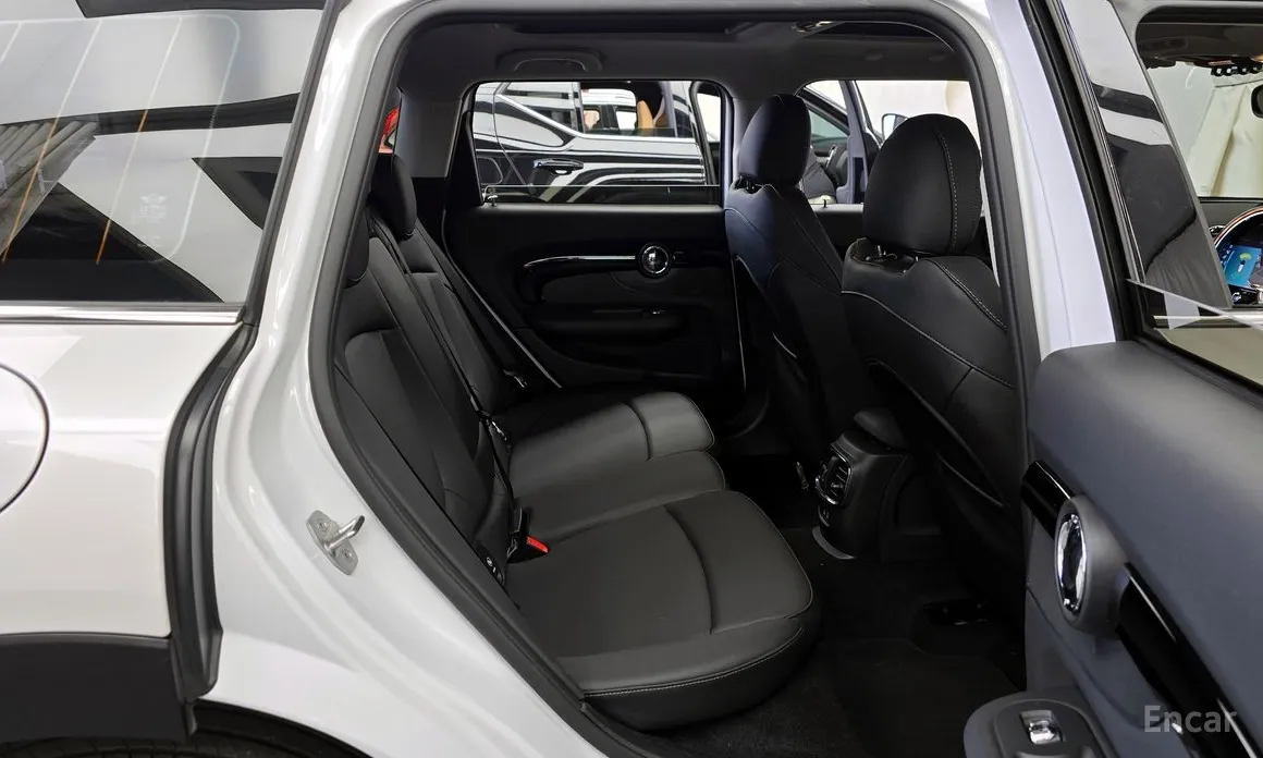 Photo 12 - Mini Clubman