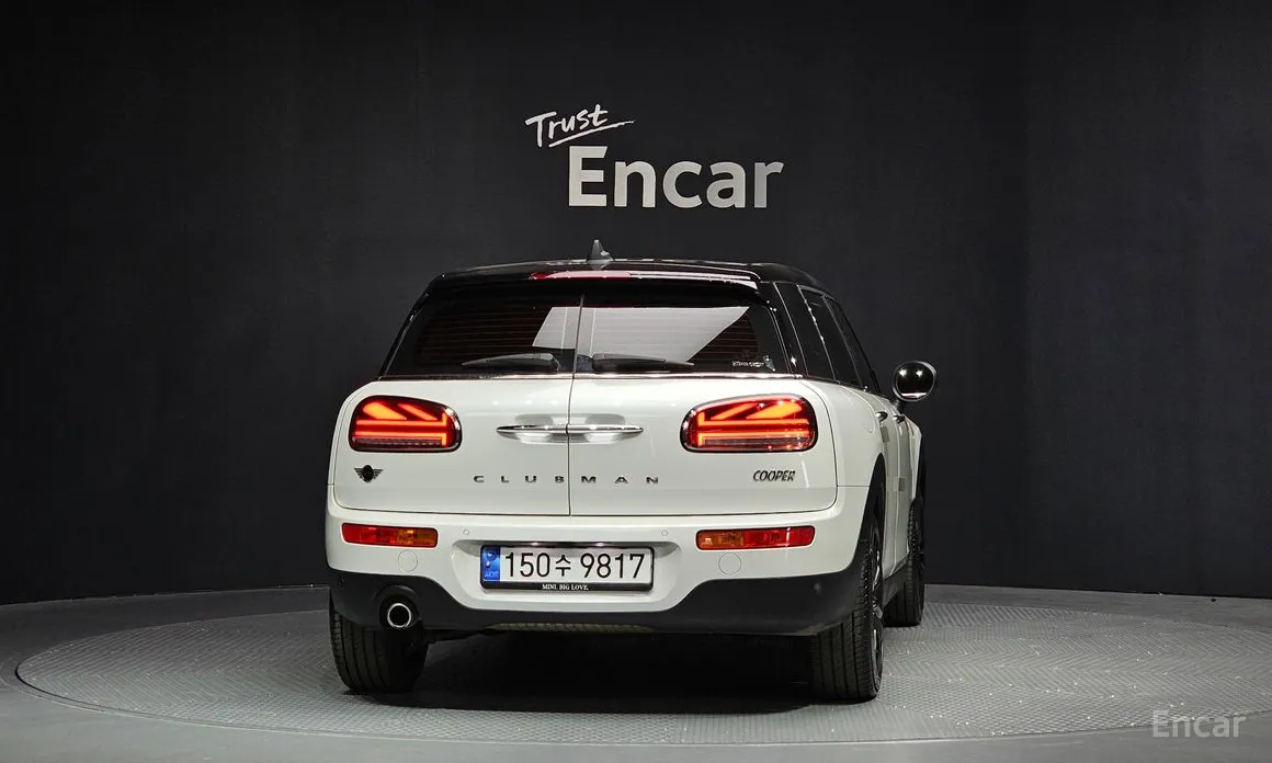 Photo 4 - Mini Clubman