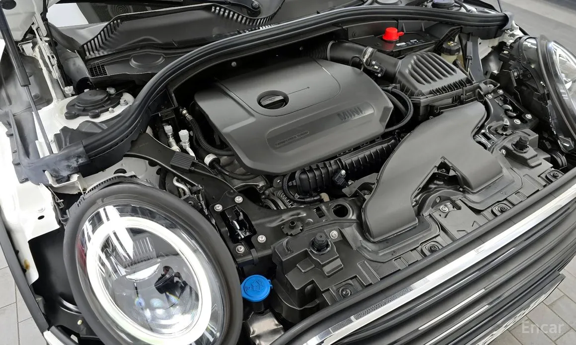 Photo 6 - Mini Clubman