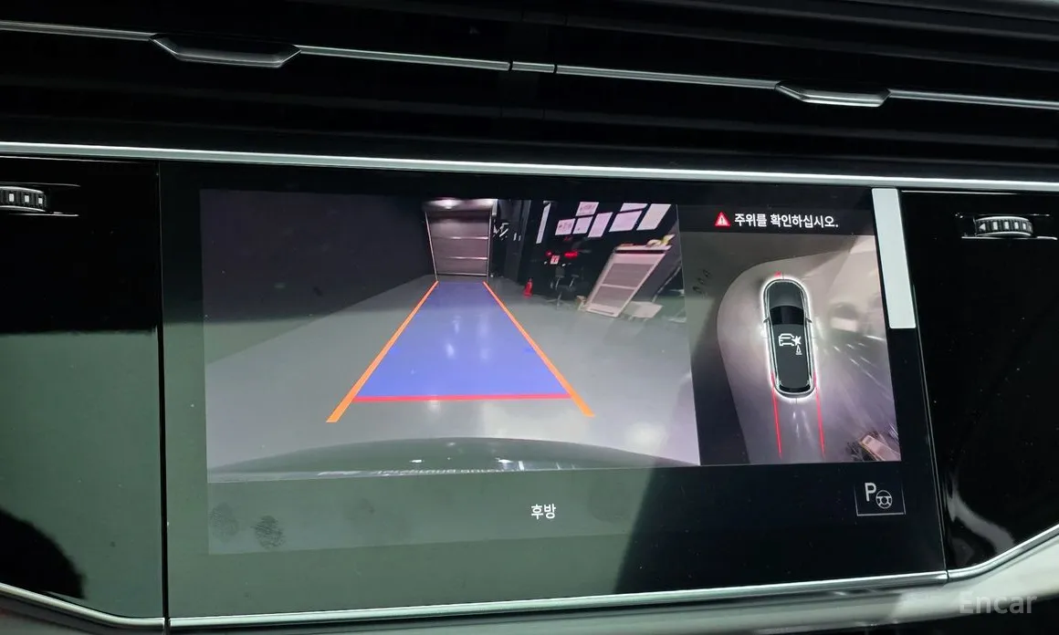 Фото 16 - Audi Q7