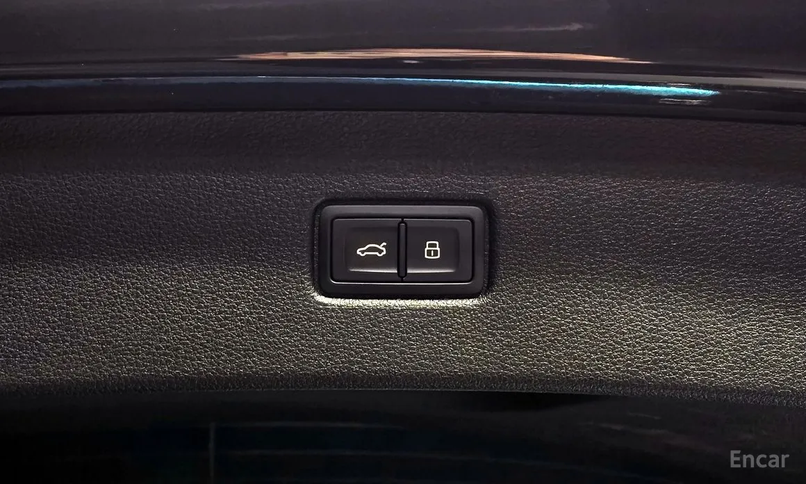 Фото 20 - Audi Q7