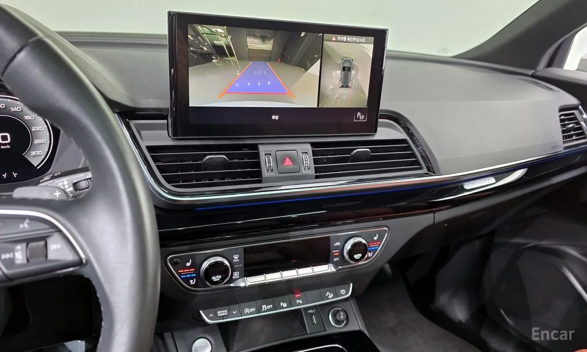 Фото 15 - Audi Q5