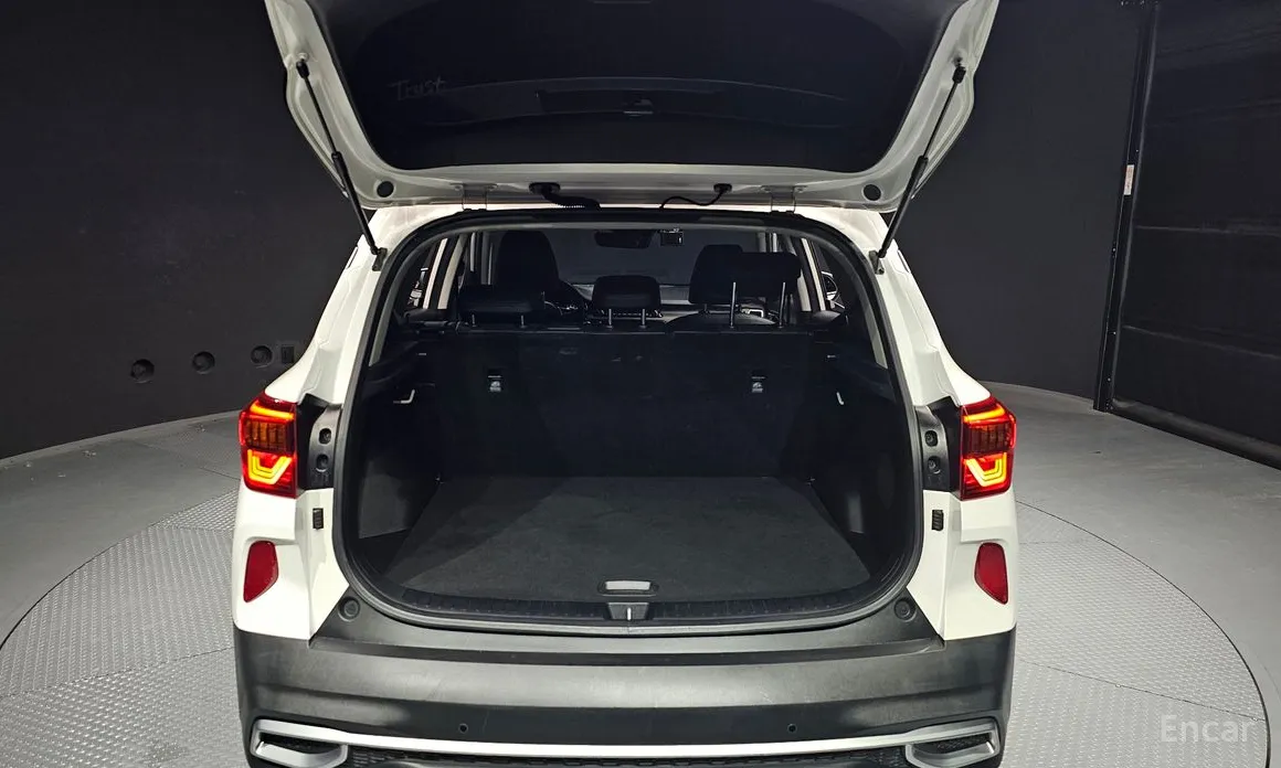 Photo 20 - Kia Seltos