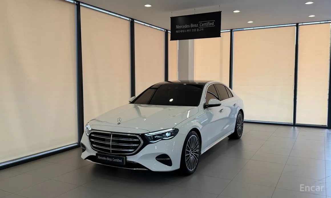 Фото 1 - Mercedes-Benz E-Class