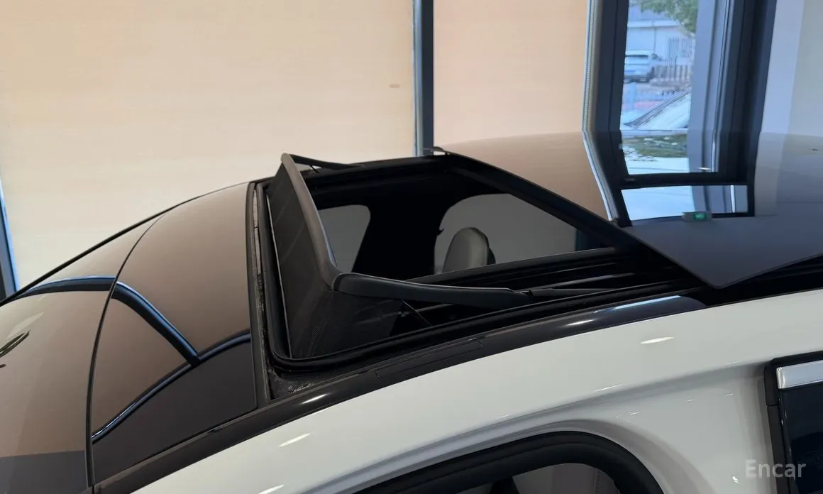 Фото 17 - Mercedes-Benz E-Class