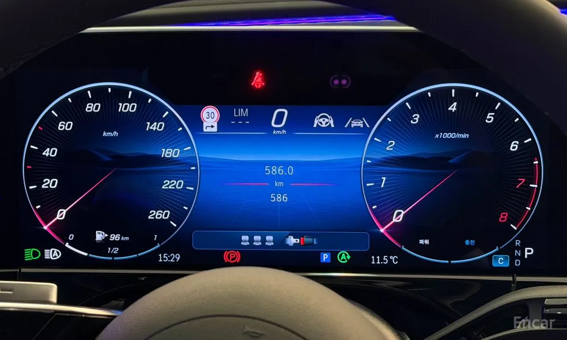 Фото 8 - Mercedes-Benz E-Class