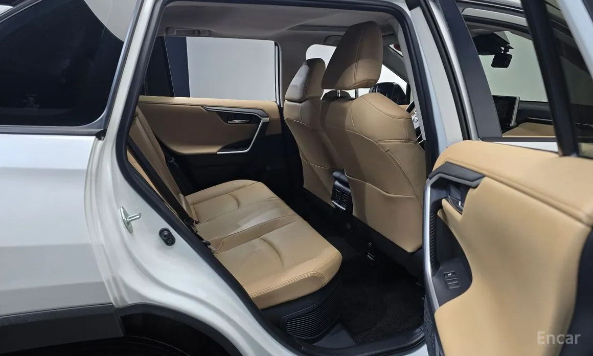 Toyota RAV4 2019 2,5 4WD Hybrid LTD