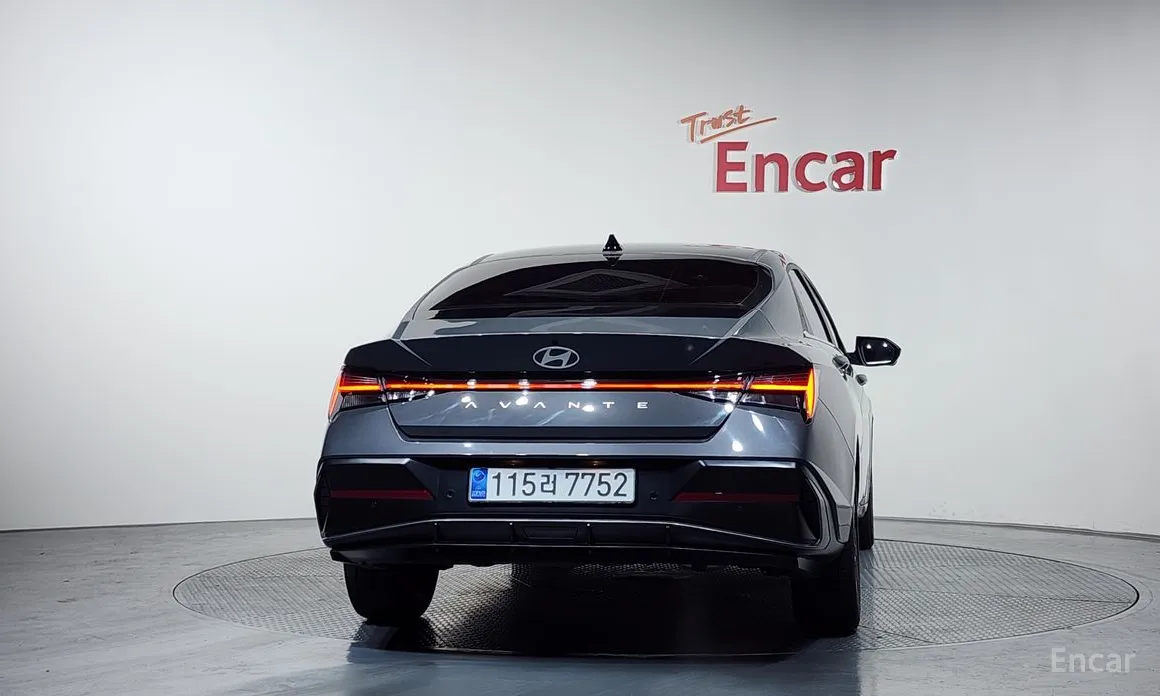 Фото 4 - Hyundai Avante