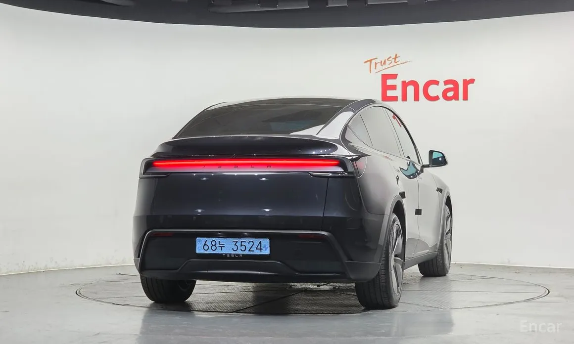 Фото 4 - Tesla Model Y