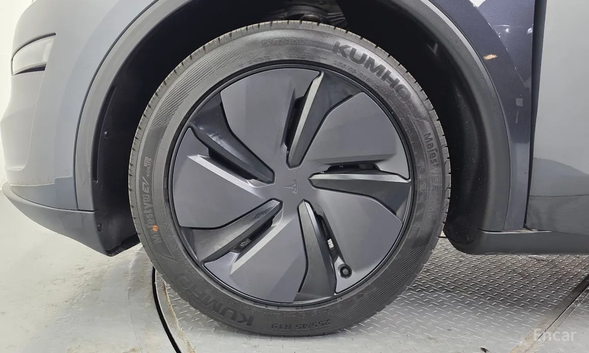 Фото 5 - Tesla Model Y