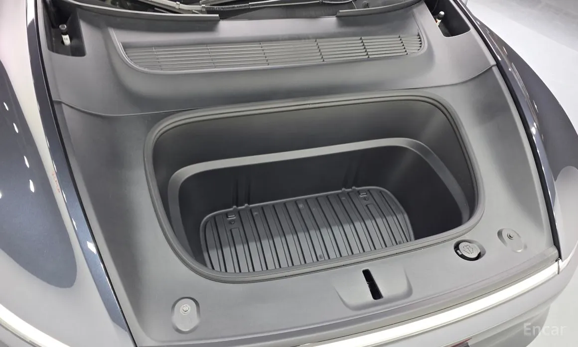 Фото 6 - Tesla Model Y