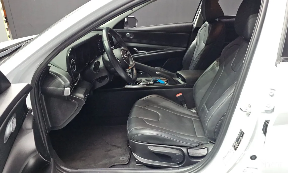 Фото 10 - Hyundai Avante