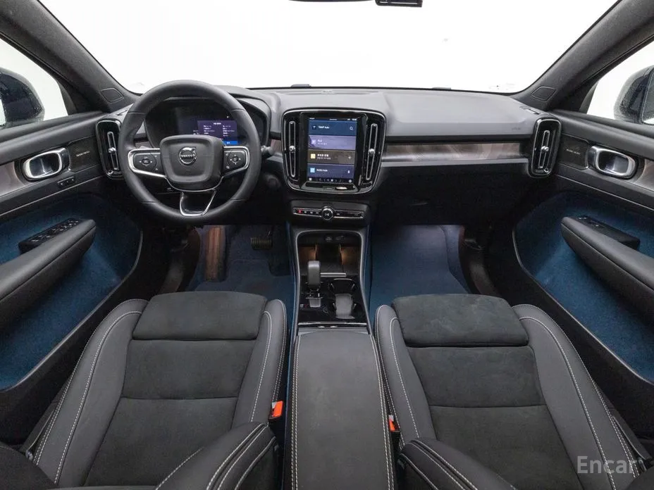 Фото 7 - Volvo C40