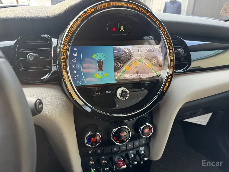 Фото 9 - Mini Cooper Convertible