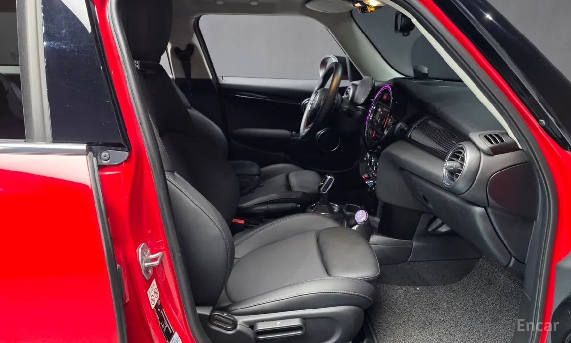 Фото 11 - Mini Cooper