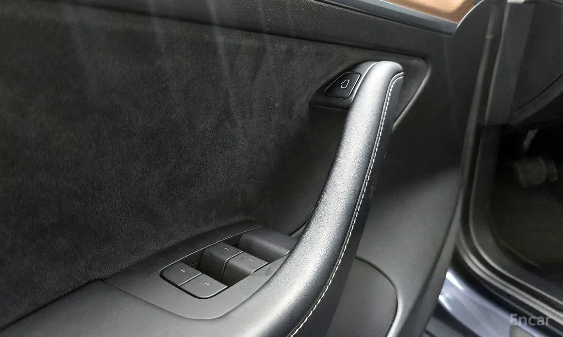 Фото 17 - Tesla Model 3