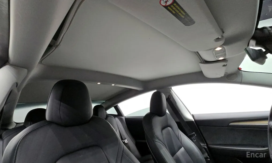 Фото 19 - Tesla Model 3