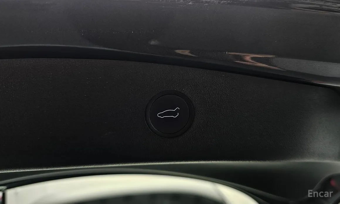 Фото 20 - Tesla Model 3