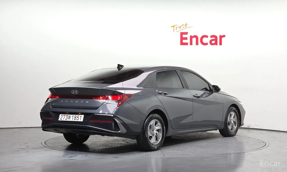 Фото 2 - Hyundai Avante