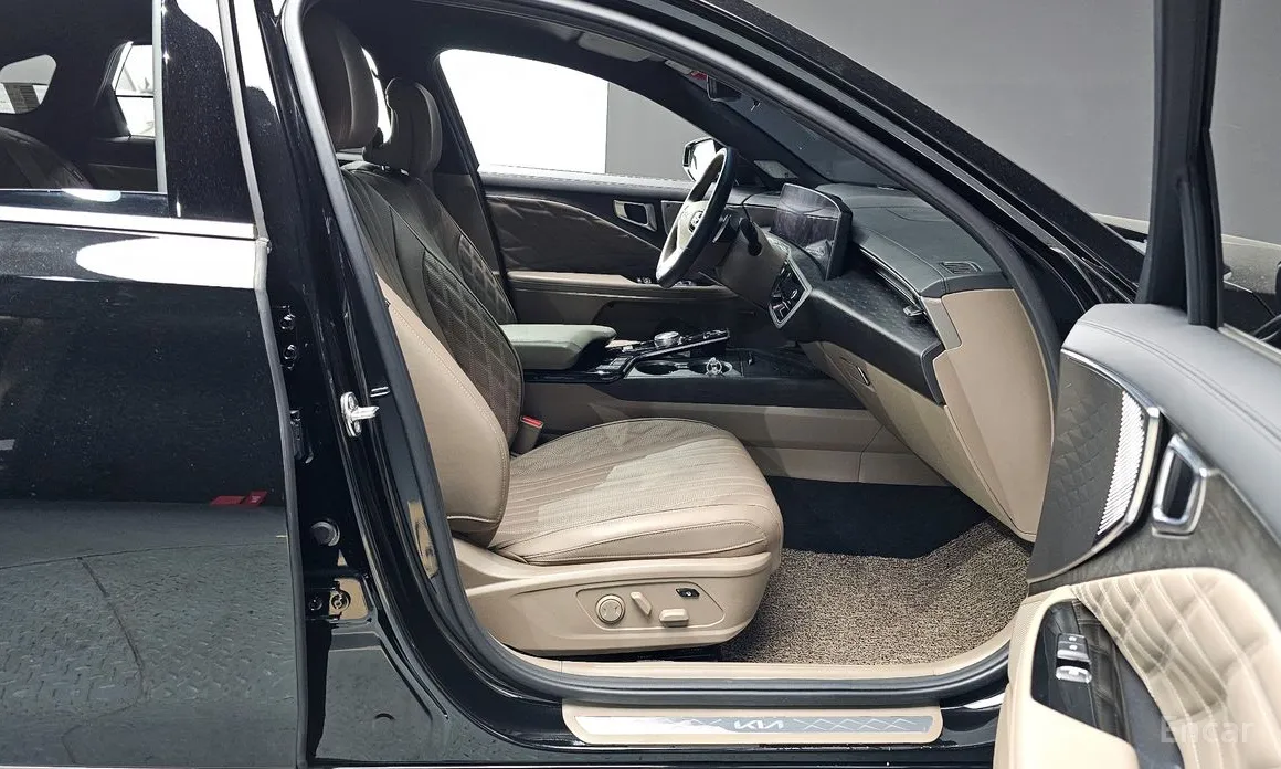 Фото 11 - Kia K8