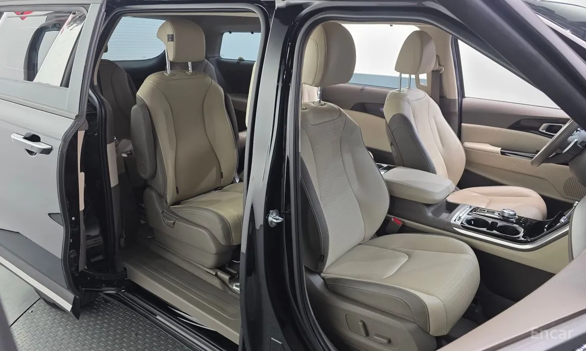 Zdjęcie 12 - Kia Carnival