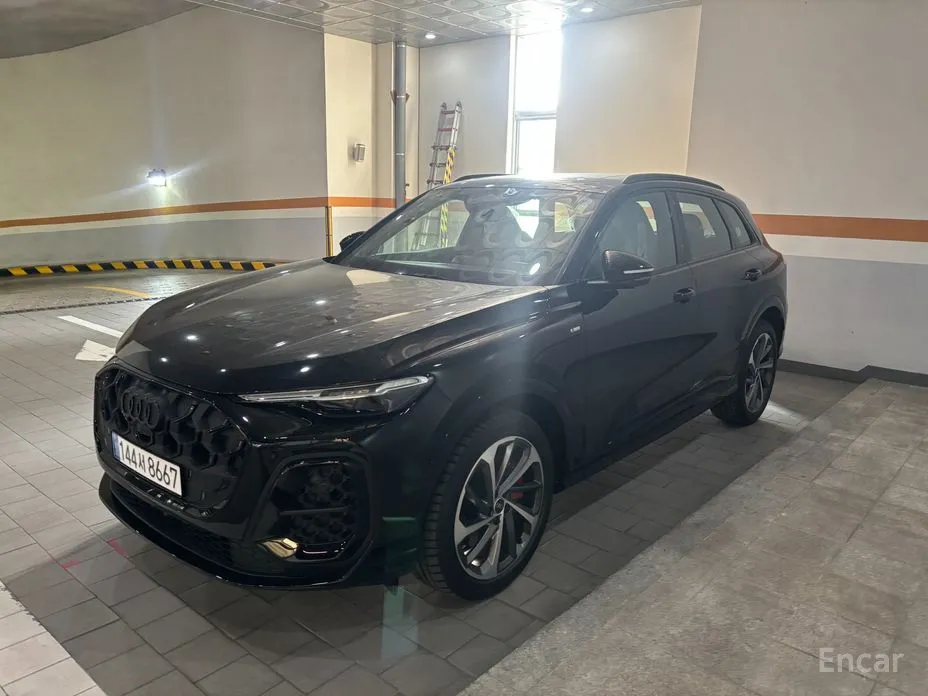 Фото 2 - Audi Q5