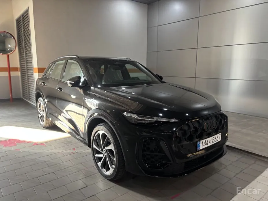 Фото 4 - Audi Q5