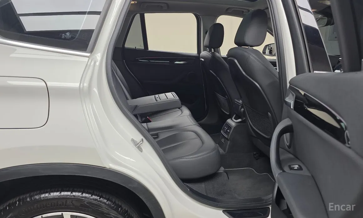 BMW X1 2016 xDrive 20i xLine