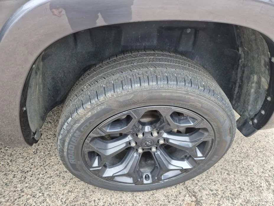 Фото 12 - Dodge Ram Pickup