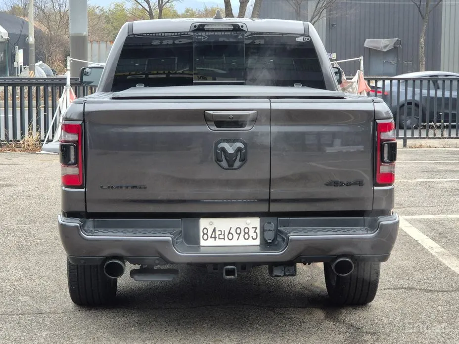 Фото 4 - Dodge Ram Pickup