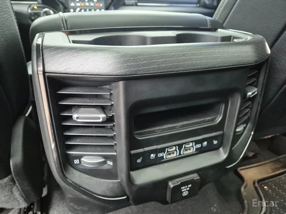 Фото 7 - Dodge Ram Pickup