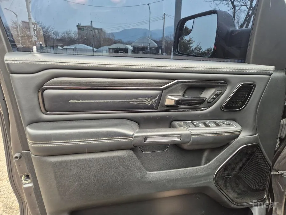 Фото 9 - Dodge Ram Pickup