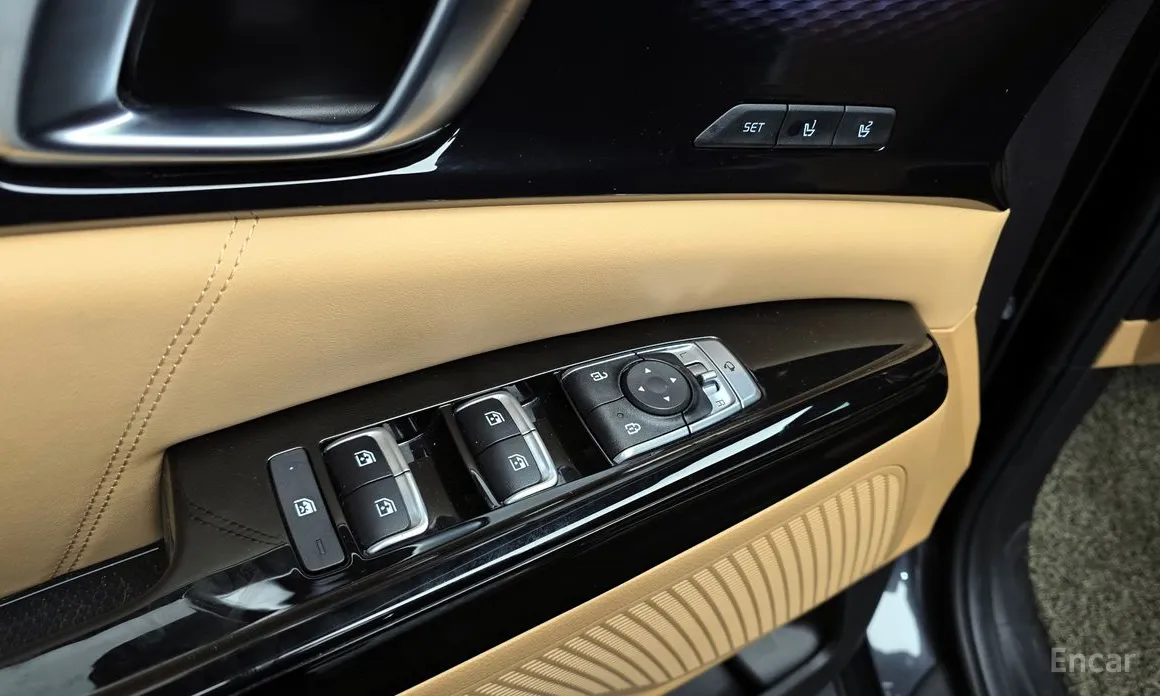 Фото 14 - Kia Carnival