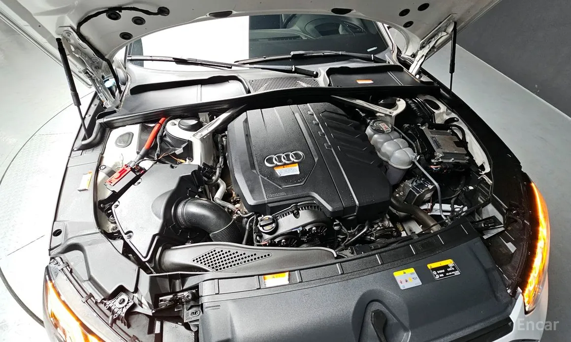 Фото 6 - Audi A4