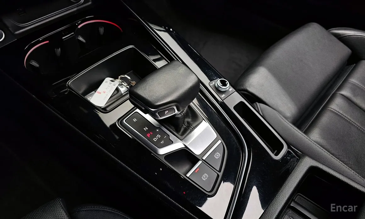 Фото 9 - Audi A4