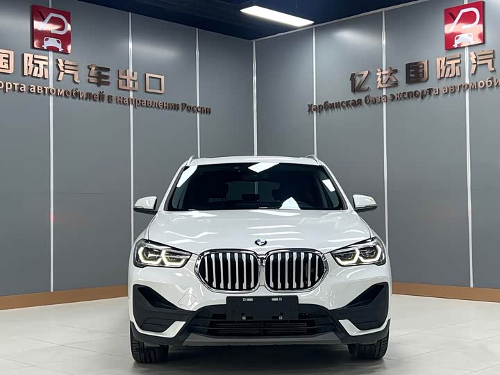 Фото 2 - BMW X1