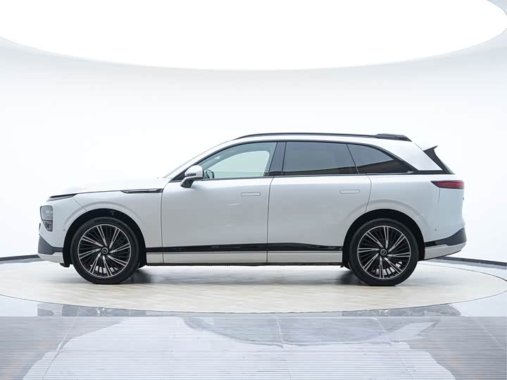 Фото 4 - XPeng G9