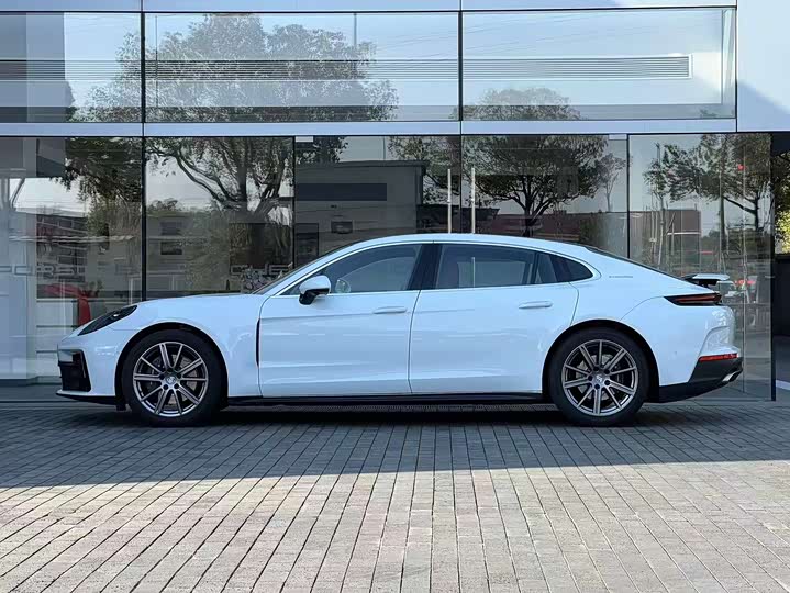 Zdjęcie 2 - Porsche Panamera