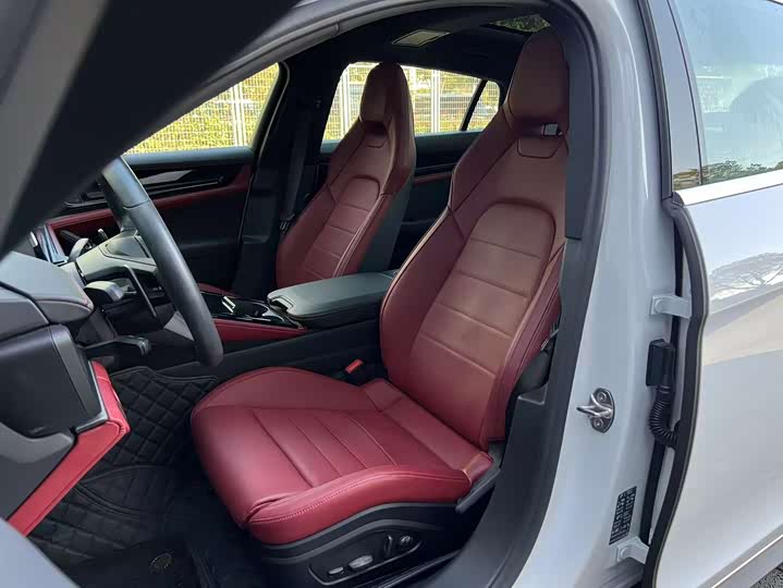 Zdjęcie 6 - Porsche Panamera