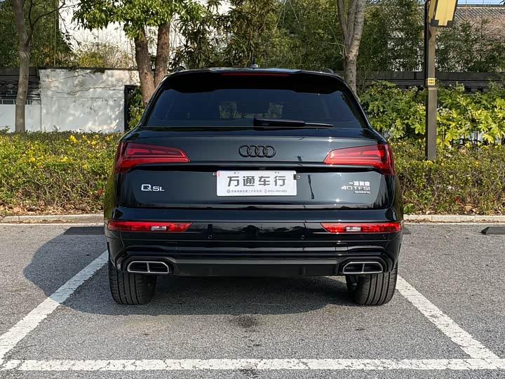 Zdjęcie 4 - Audi Q5L