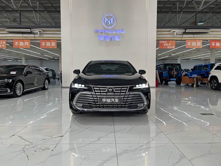 Фото 3 - Toyota Avalon