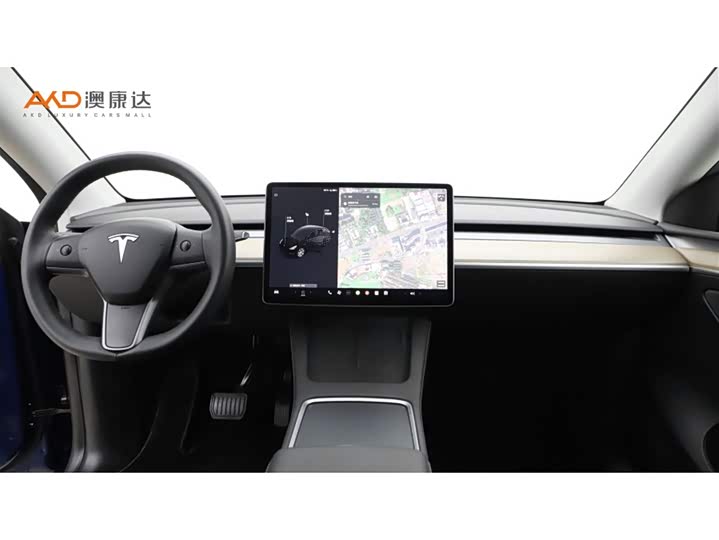 Photo 5 - Tesla Model Y