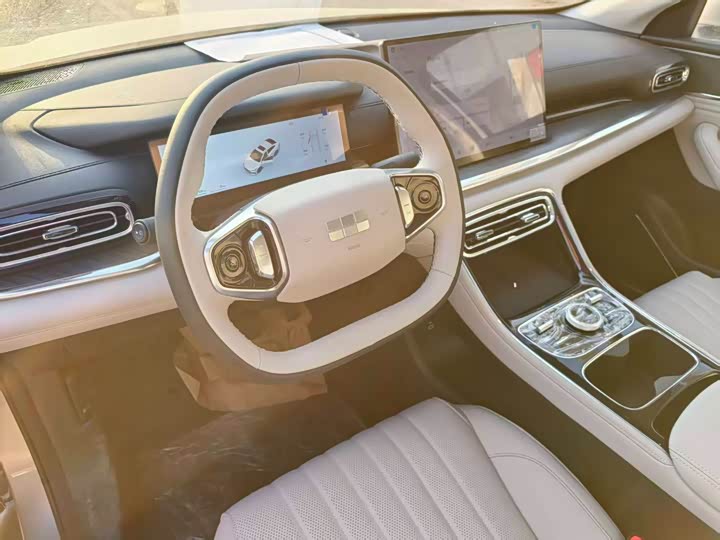 Фото 3 - Geely Galaxy Starshine 6